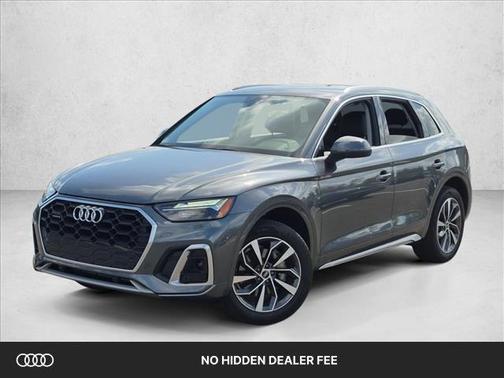 Daytona Gray Pearl Effect 2023 Audi Q5 45 S line Premium