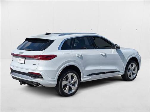 2025 Audi Q5 Premium Plus
