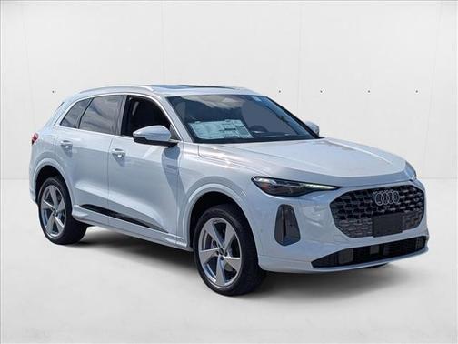 2025 Audi Q5 Premium Plus