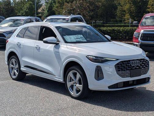2025 Audi Q5 Premium Plus