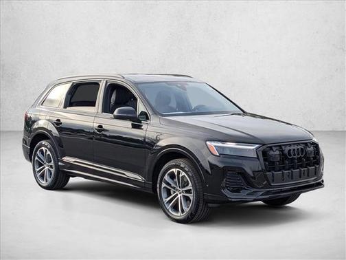 2026 Audi Q7 45 Premium