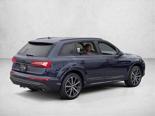 2025 Audi Q7 45 Premium Plus