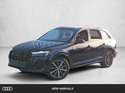 2025 Audi Q7 45 Premium Plus