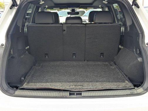2024 Volkswagen Tiguan 2.0T SEL R-Line 4MOTION
