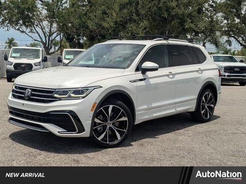 2024 Volkswagen Tiguan 2.0T SEL R-Line 4MOTION