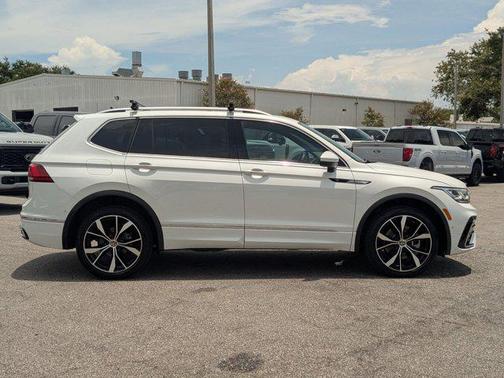 2024 Volkswagen Tiguan 2.0T SEL R-Line 4MOTION