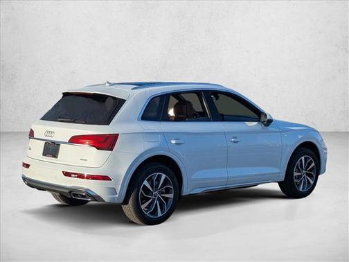 2025 Audi Q5 45 S line Premium Plus