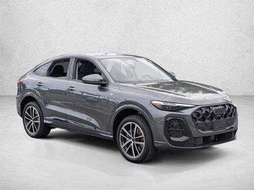 Daytona Gray Metallic 2026 Audi Q5 Sportback Premium Plus TFSI quattro S tronic