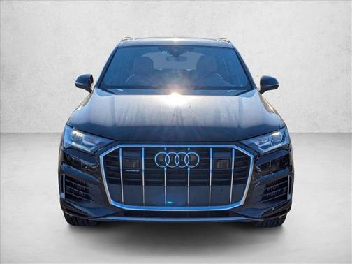 2023 Audi Q7 55 Premium Plus