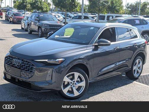 2025 Audi Q5 Premium Plus