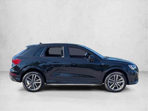 Mythos Black Metallic 2024 Audi Q3 45 S line Premium Plus
