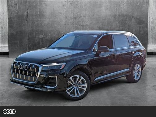 2025 Audi Q7 55 Premium Plus