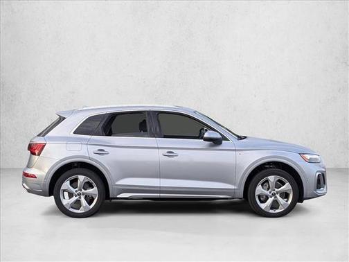 2023 Audi Q5 45 S line Prestige