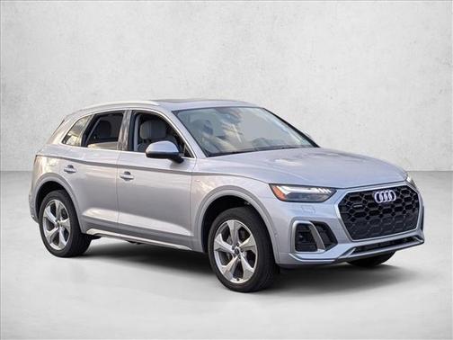 2023 Audi Q5 45 S line Prestige