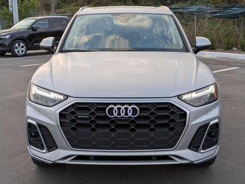 2023 Audi Q5 45 S line Prestige