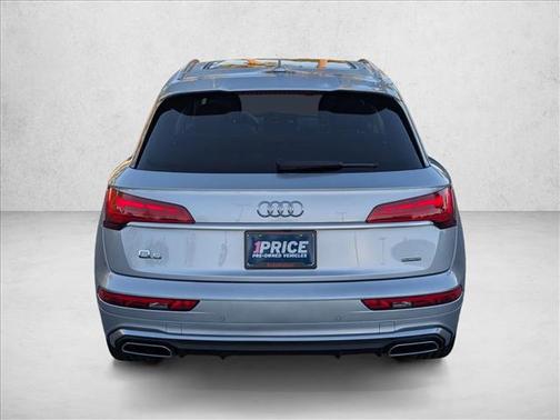 2023 Audi Q5 45 S line Prestige