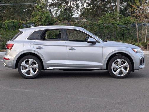 2023 Audi Q5 45 S line Prestige