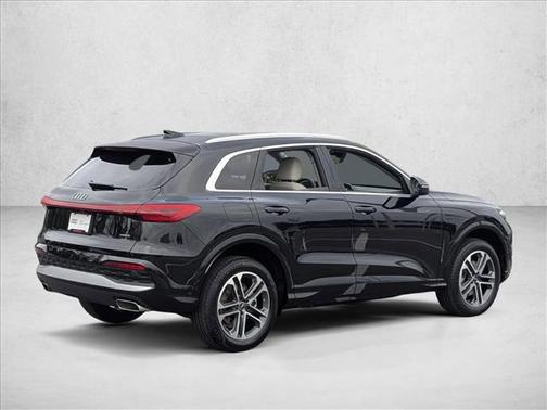 2025 Audi Q5 Premium Plus TFSI quattro S tronic