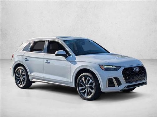 2025 Audi Q5 45 S line Premium Plus