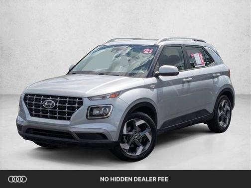 Stellar Silver 2021 Hyundai VENUE SEL