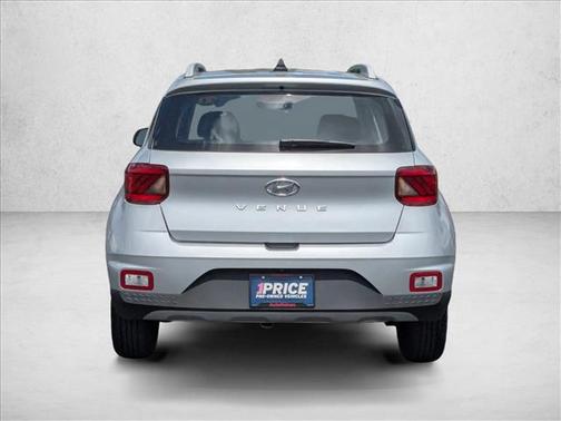 Stellar Silver 2021 Hyundai VENUE SEL