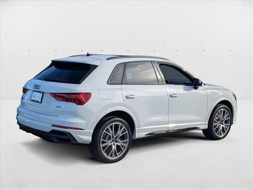 2025 Audi Q3 45 S line Premium Plus