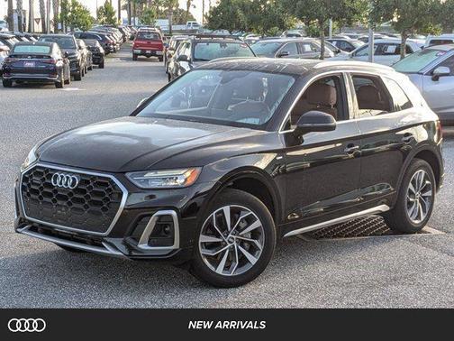 2022 Audi Q5 45 S line Premium Plus