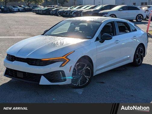 Snow White Pearl 2025 Kia K5 GT-Line