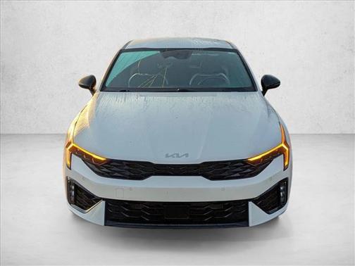 Snow White Pearl 2025 Kia K5 GT-Line