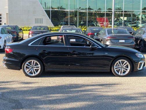 Mythos Black Metallic 2023 Audi A4 45 S line Premium