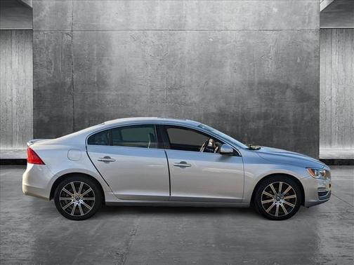 2016 Volvo S60 Inscription T5 Drive-E Premier