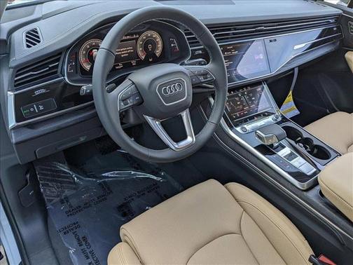 2025 Audi Q7 55 Prestige