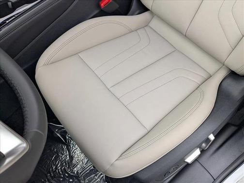 Arkona White 2026 Audi Q3 S line