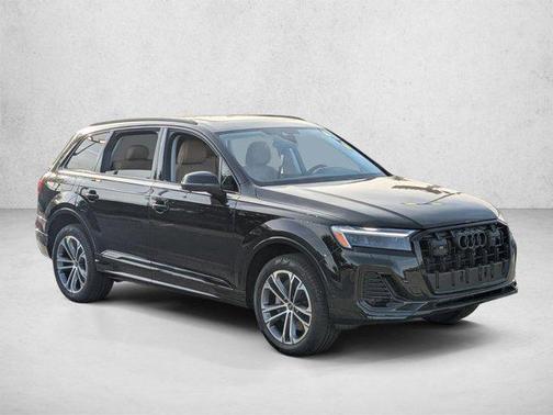Mythos Black Metallic 2026 Audi Q7 45 Premium