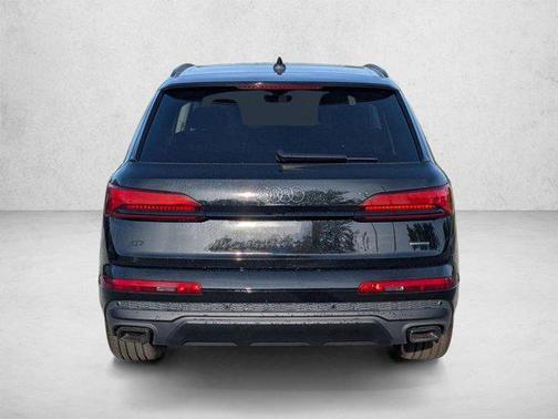 Mythos Black Metallic 2026 Audi Q7 45 Premium