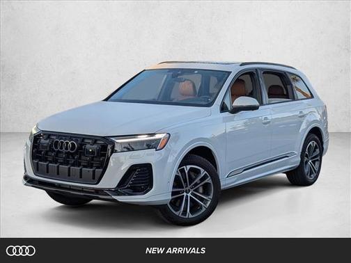 2025 Audi Q7 45 Premium Plus