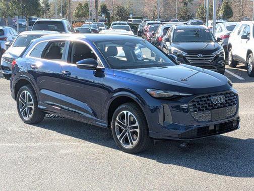 2025 Audi Q5 Premium TFSI quattro S tronic