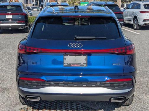 2025 Audi Q5 Premium TFSI quattro S tronic