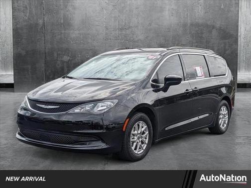 2021 Chrysler Voyager LXI