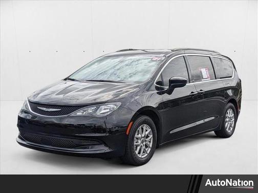 2021 Chrysler Voyager LXI