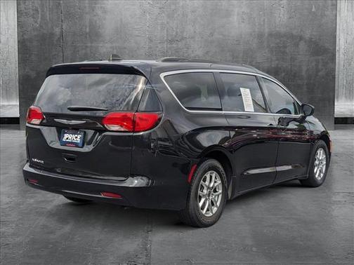2021 Chrysler Voyager LXI