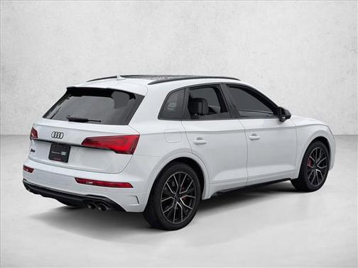 Glacier White Metallic 2024 Audi SQ5 3.0T Premium Plus