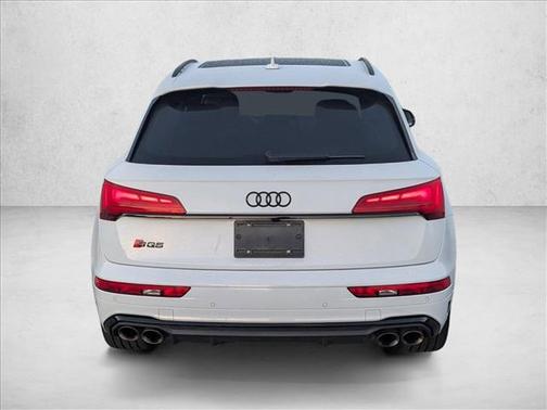 Glacier White Metallic 2024 Audi SQ5 3.0T Premium Plus