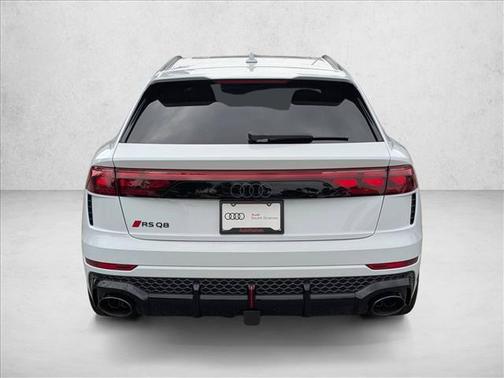 glacier white metallic 2026 Audi RS Q8 4.0T