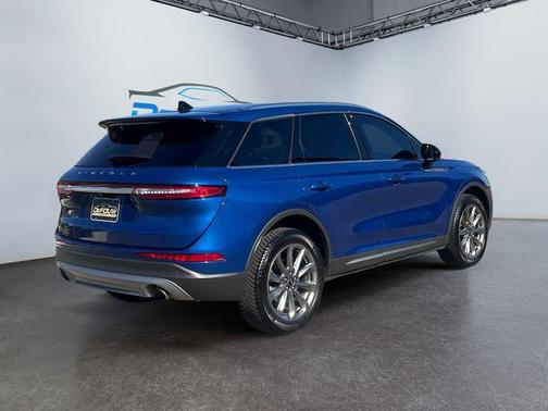 2021 Lincoln Corsair Standard