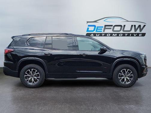 2025 GMC Acadia AWD AT4