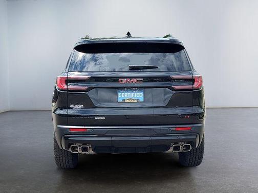 2025 GMC Acadia AWD AT4