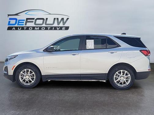 2022 Chevrolet Equinox LS