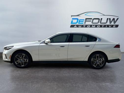 2026 BMW 530 i xDrive