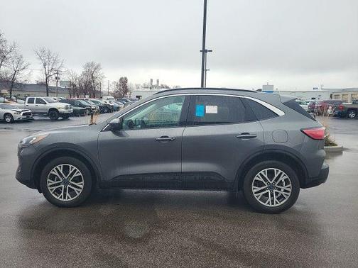 2021 Ford Escape SEL